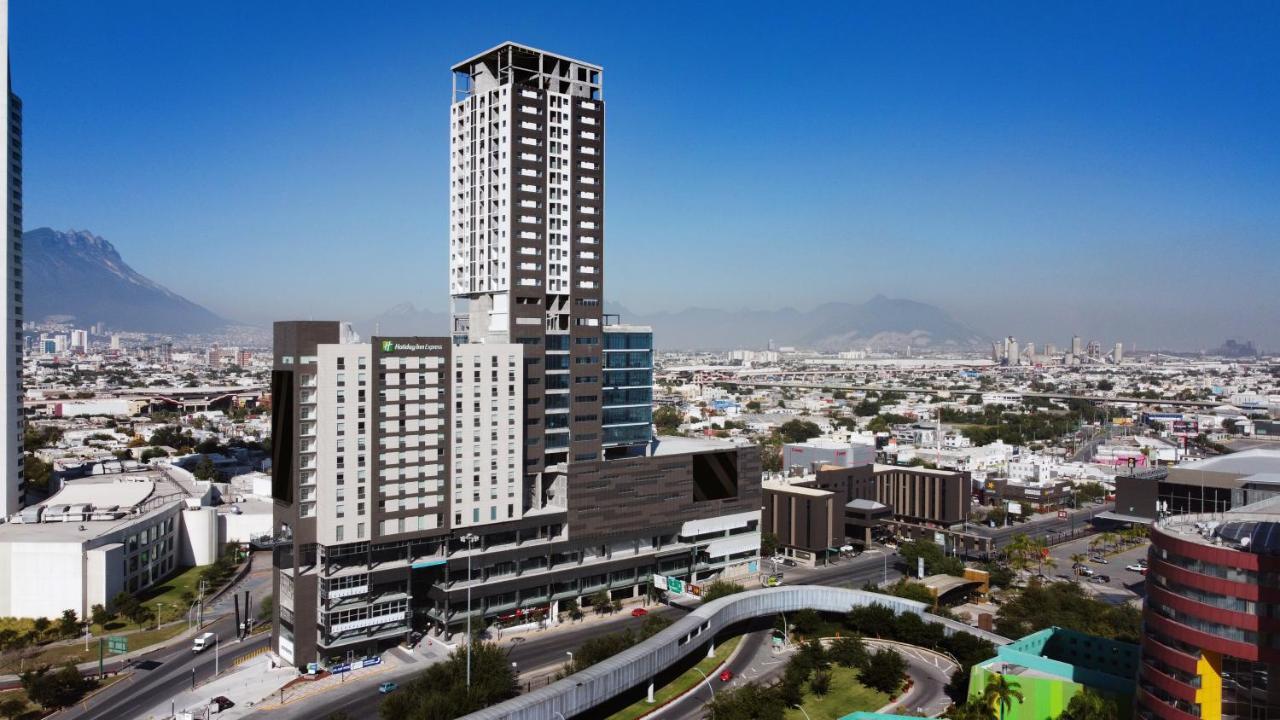Holiday Inn Express - Monterrey - Fundidora By Ihg Bagian luar foto