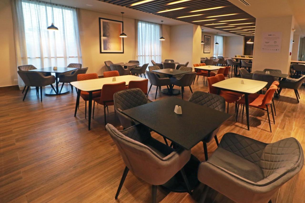 Holiday Inn Express - Monterrey - Fundidora By Ihg Bagian luar foto